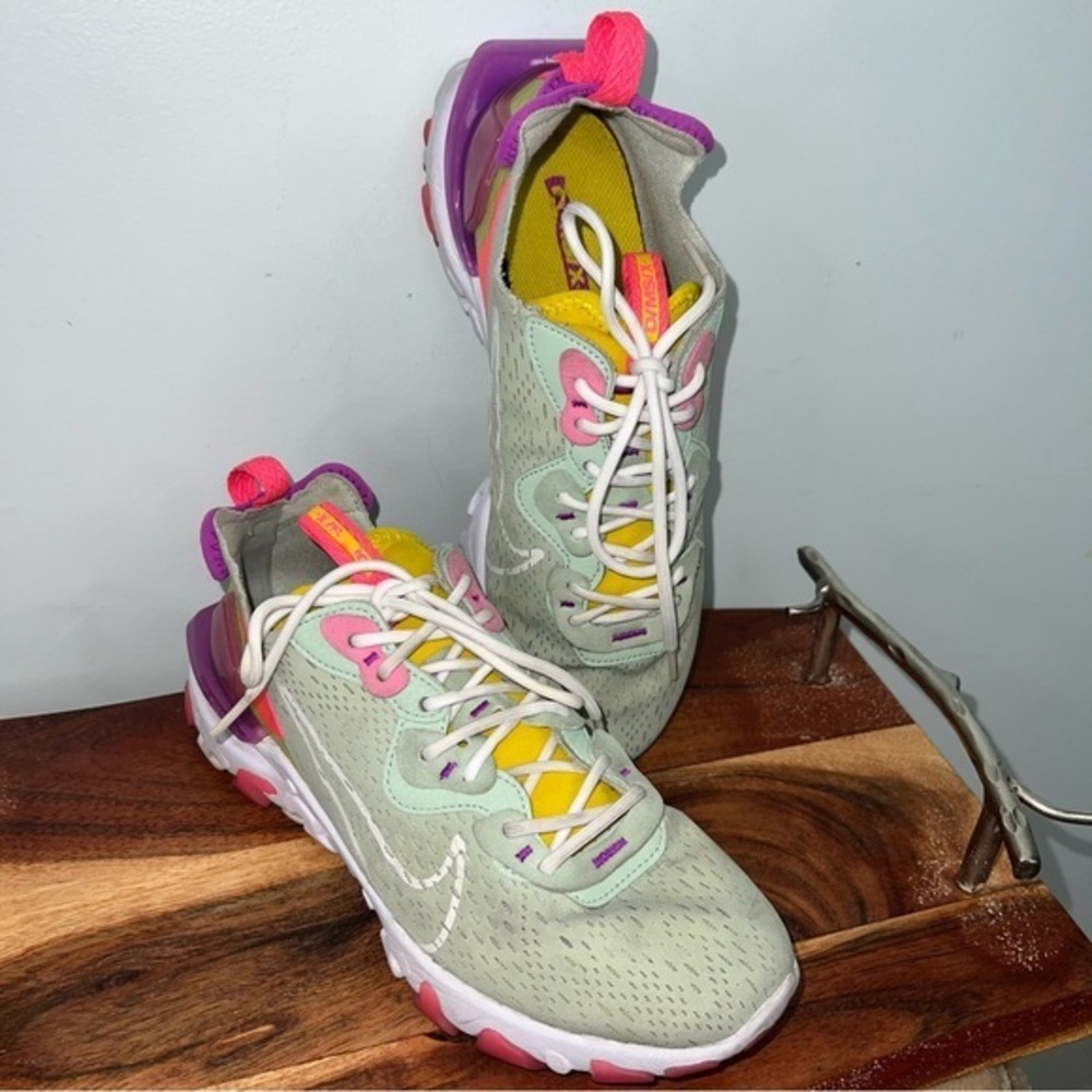 Nike React Vision “DMX” Multicolor Sneakers Women’s US 9